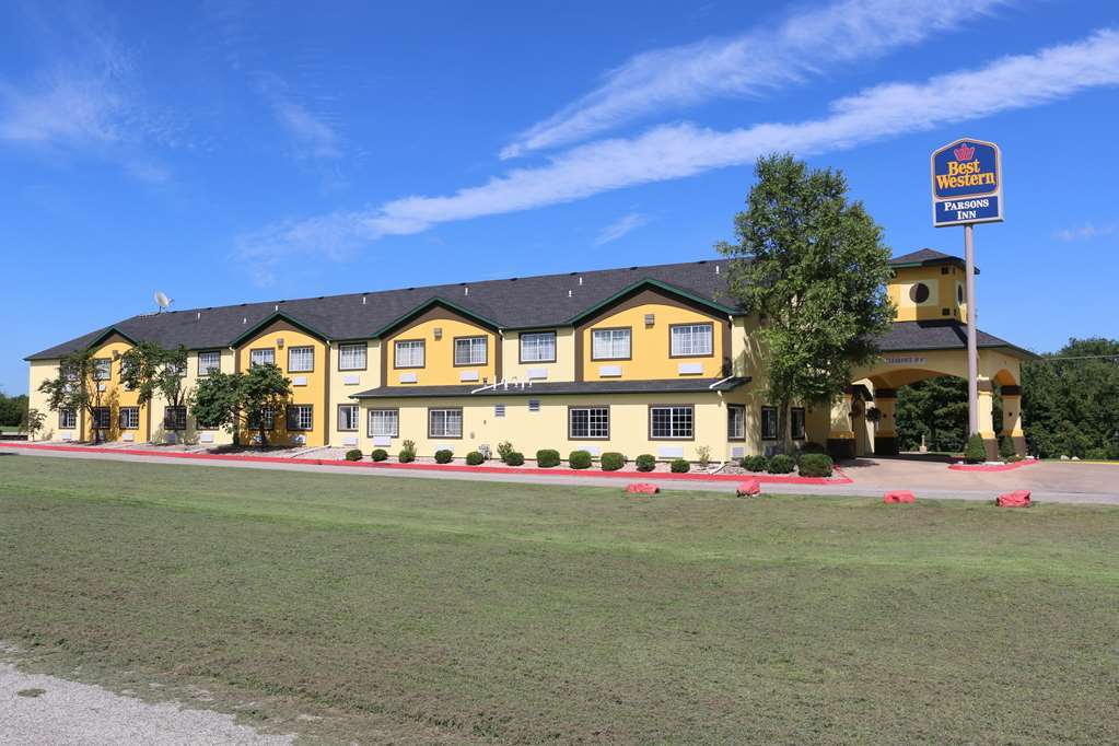 Best Western Parsons Inn Exteriör bild