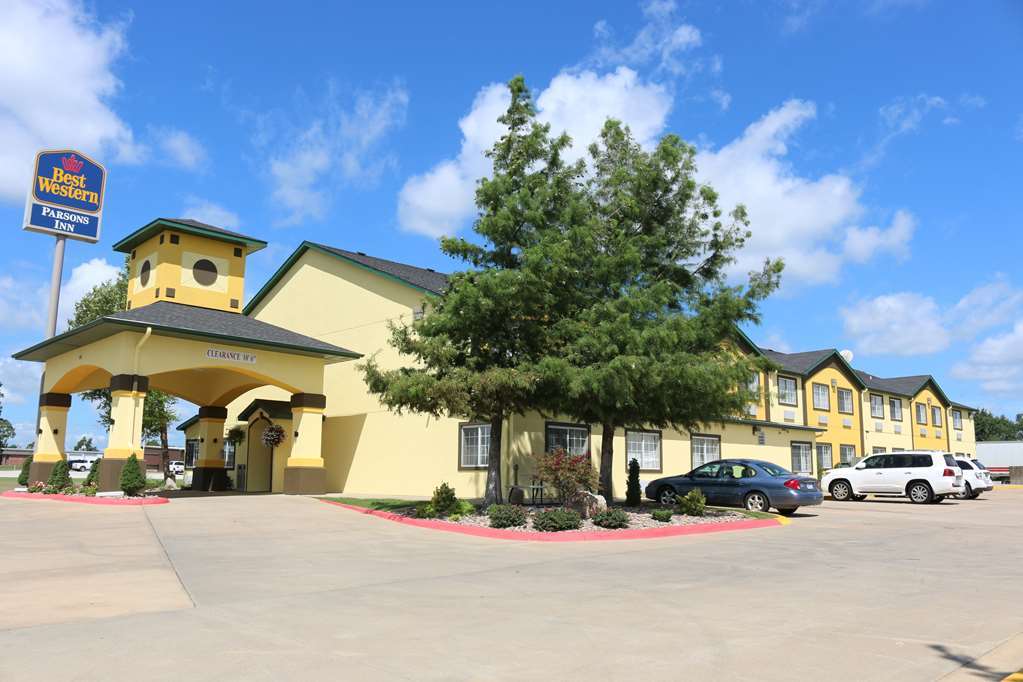 Best Western Parsons Inn Exteriör bild
